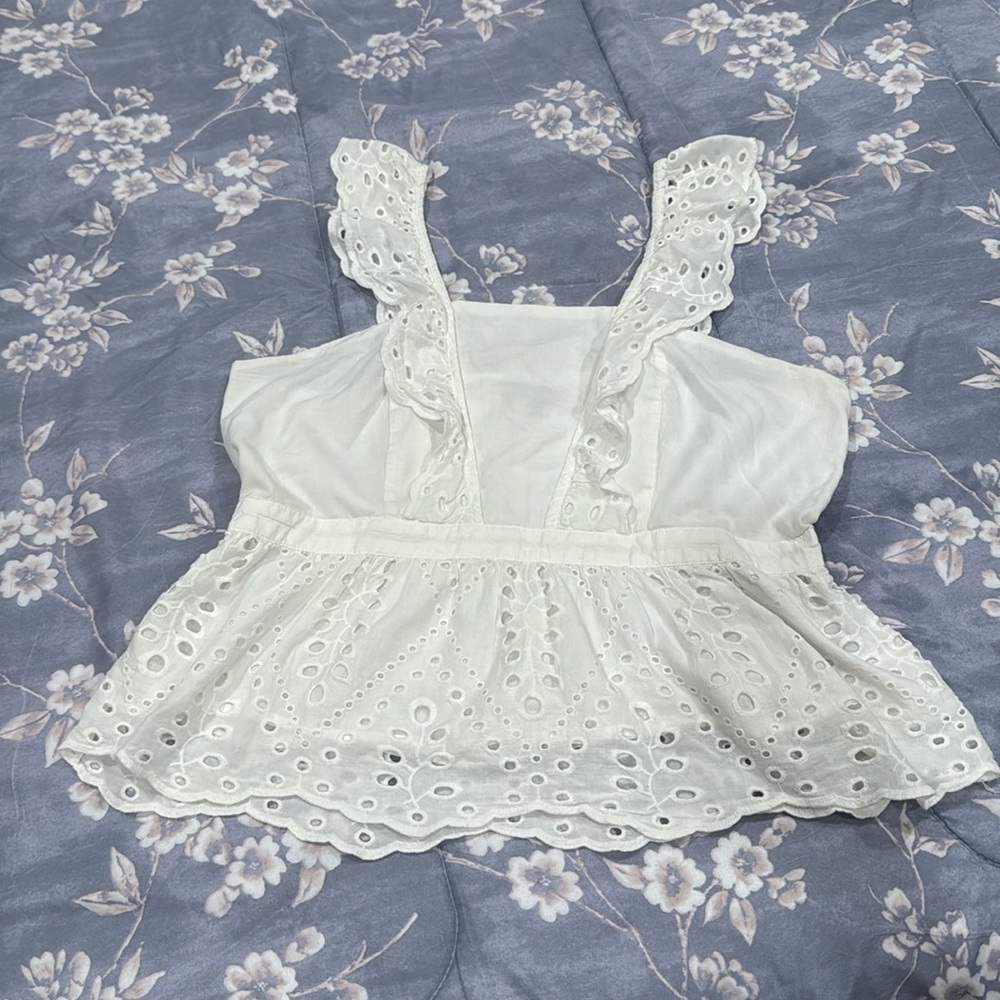 🚨2/$10‼️ Banana Republic top